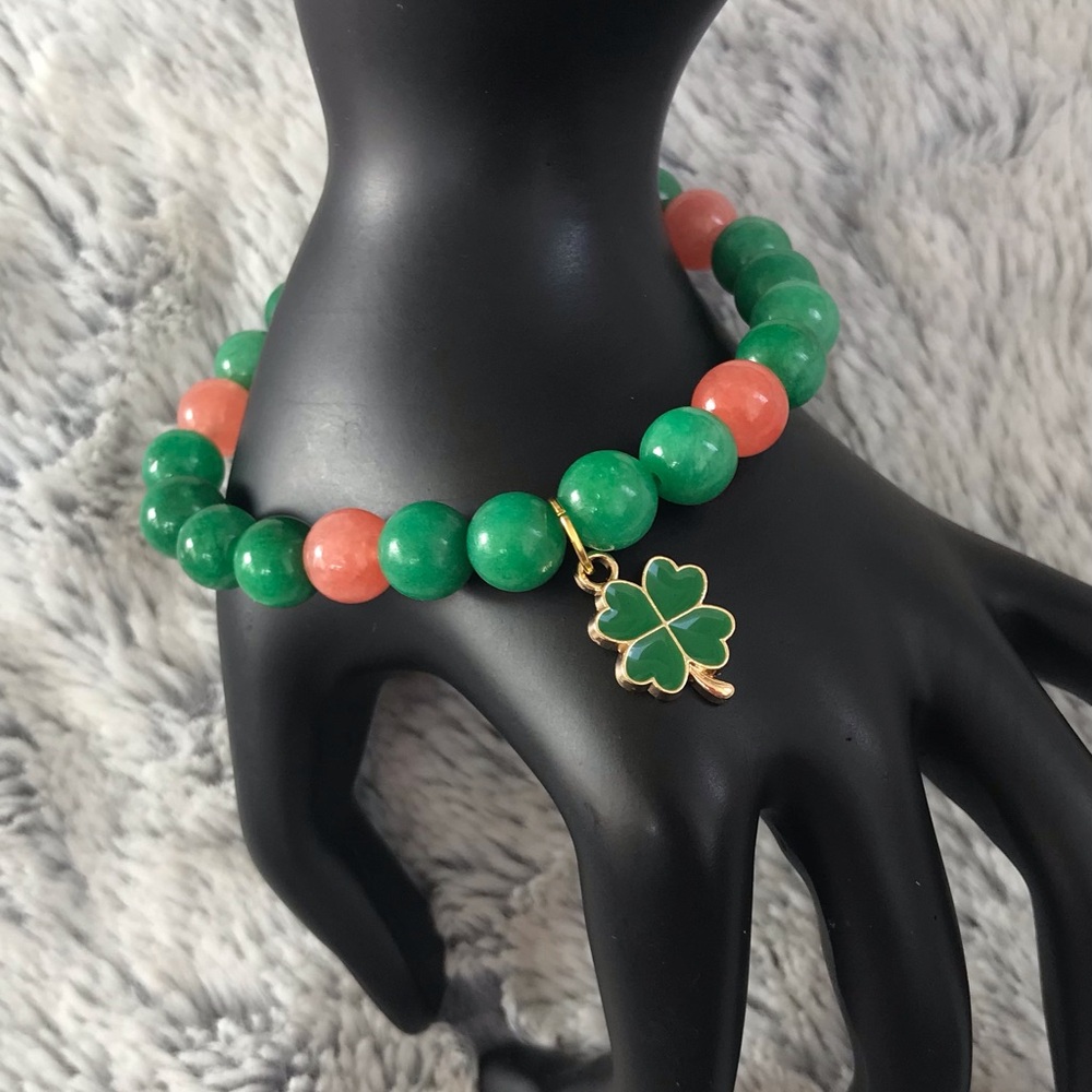 Green Shamrock Beaded Bracelet